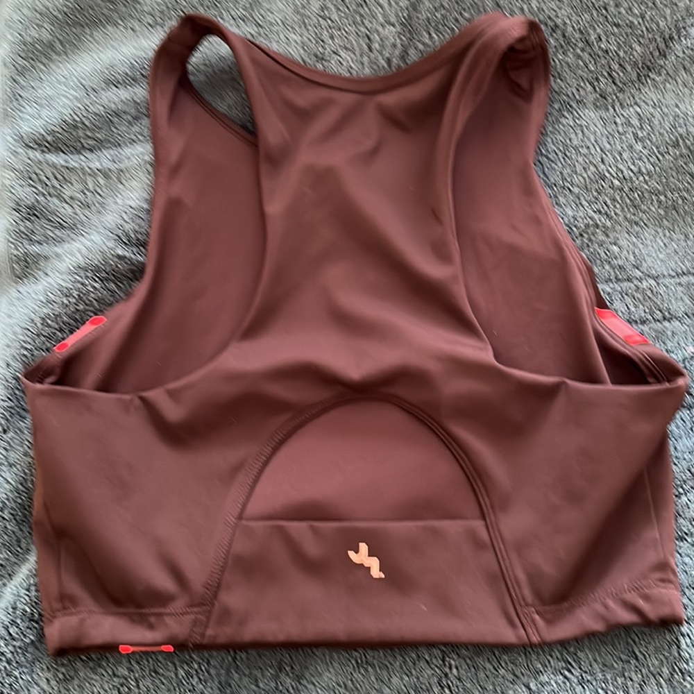Active top - Picture 2 of 3